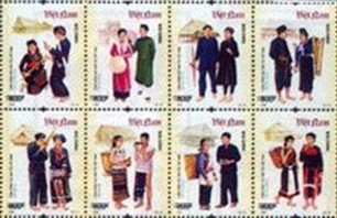 Stamp market in Hanoi - ảnh 1